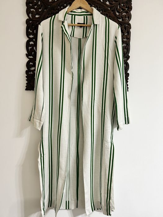 Chimono lung, superb, purtat o singură dată.