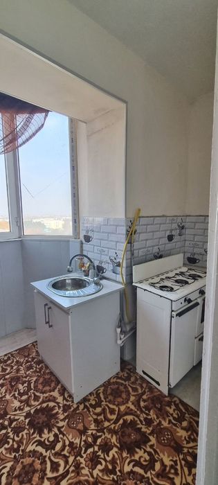 1 xona 2 xona qilingan uy sotiladi