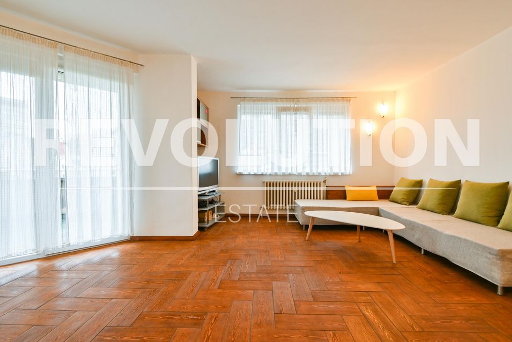 Дава се под наем Многостаен апартамент в София, Стрелбище - 117 кв.м за 650 € - Снимка #1