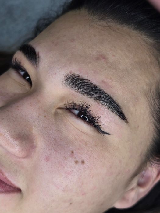 Ламинирование ресниц и бровей