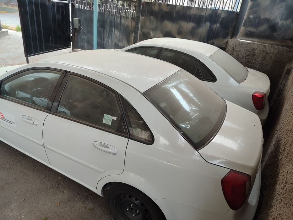 Представительство международной организации продаёт служебные автомоби