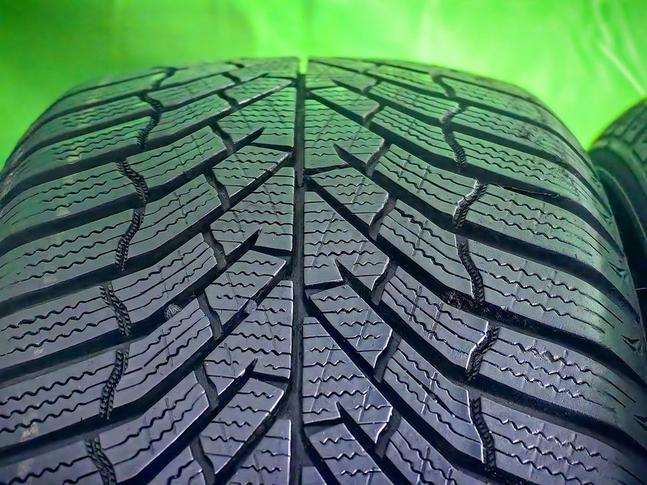 215/60R16 Kumho 2022 7,5-7mm ca noi stare foarte buna