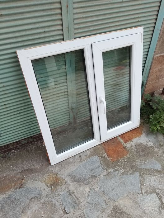 Продавам пвц прозорец 95 на 97