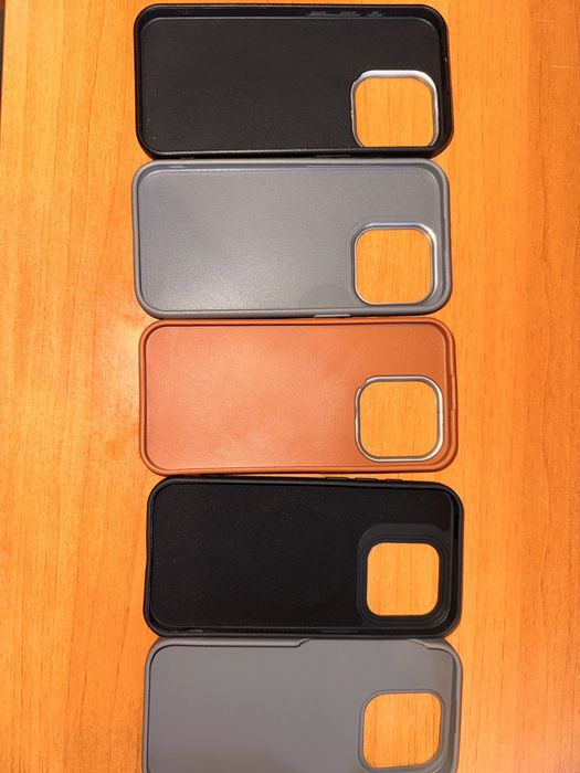 Huse si folii iphone 15 pro