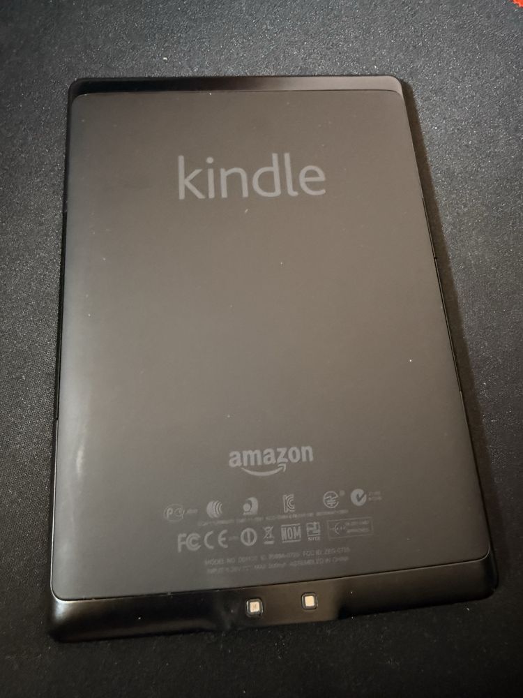 Amazon Kindle D01100
