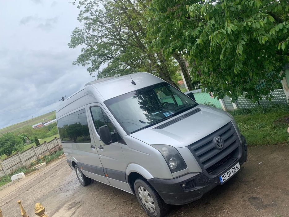 Volkswagen Crafter Vand vw crafter 2.5 tdi sau schimb cu o masina cu 7 locuri !