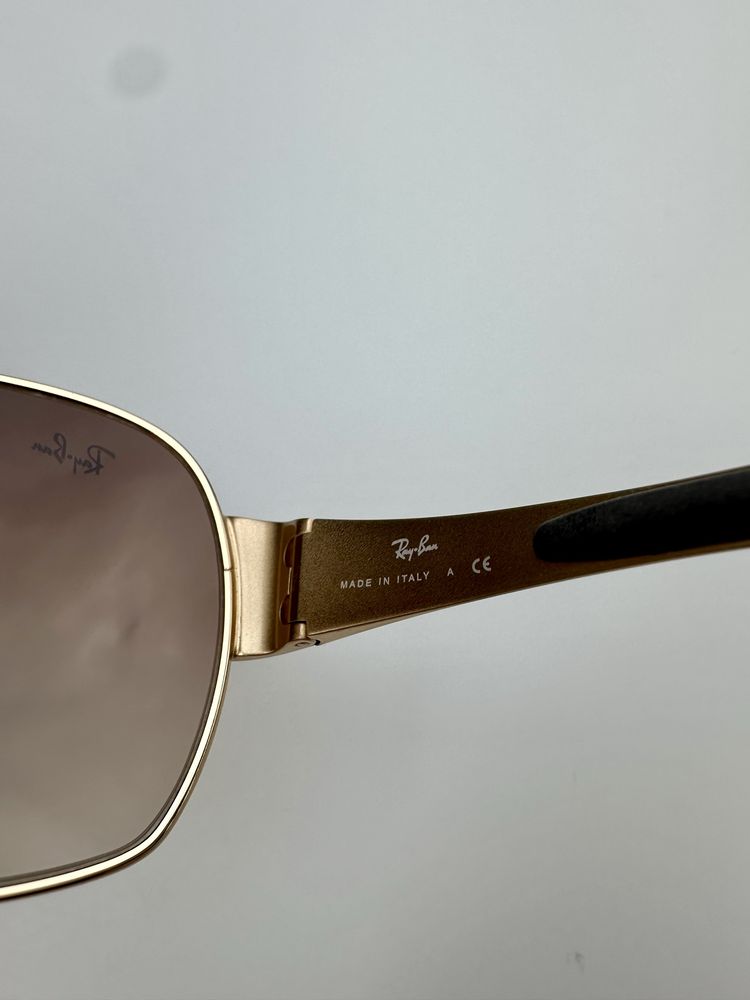 Ray Ban RB3392