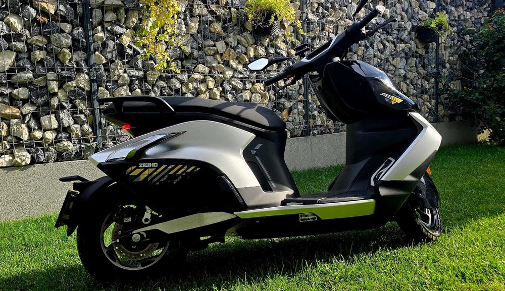 Maxi Scooter electric ZEEHO AE8S+ '24 Scuter