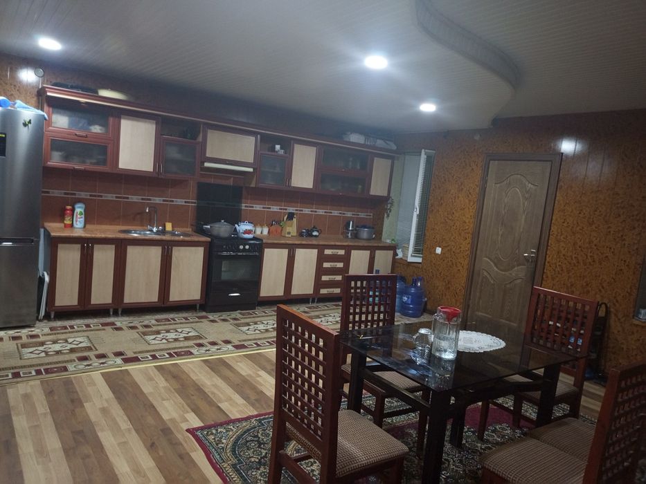 4 x kvartira sotiladi tezda 1 etaj