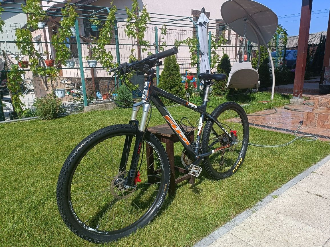 Bicicleta Fuji Bullit Pro