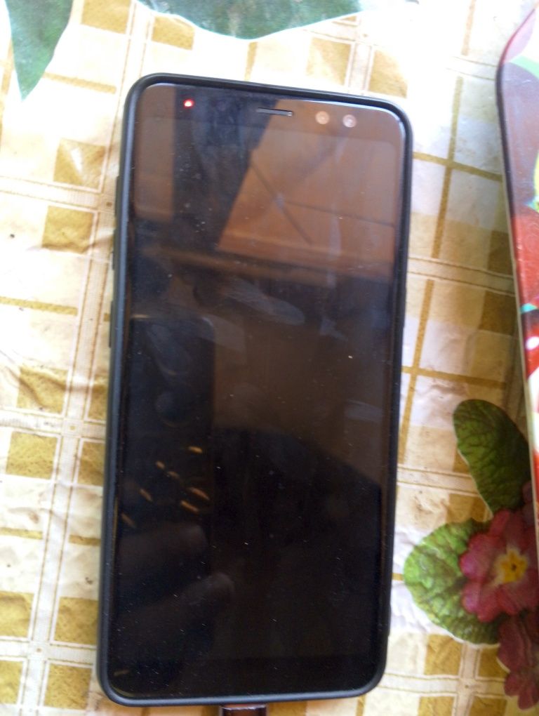 Galaxy a8 sotiladi