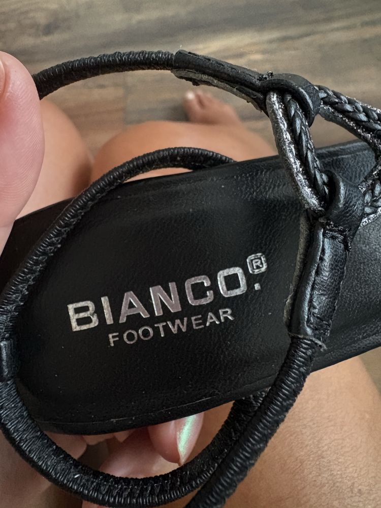 Елегантни сандали Bianco