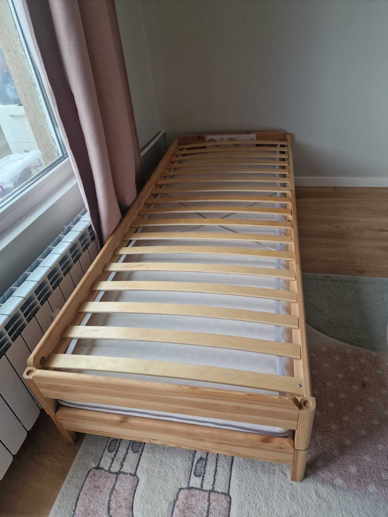 UTAKER легло с 2 матрака, стифиращо се IKEA ИКЕА
