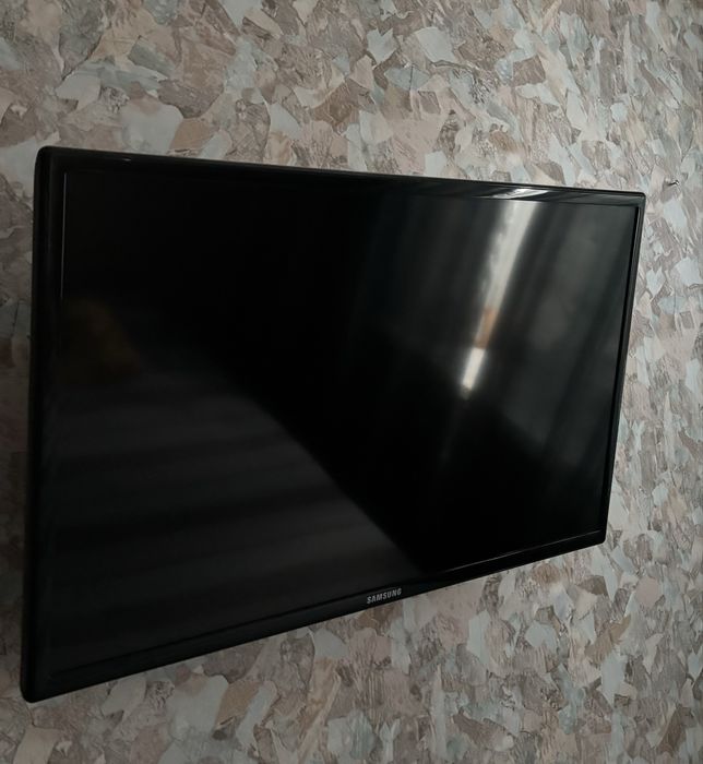 Led телевизор марки Samsung