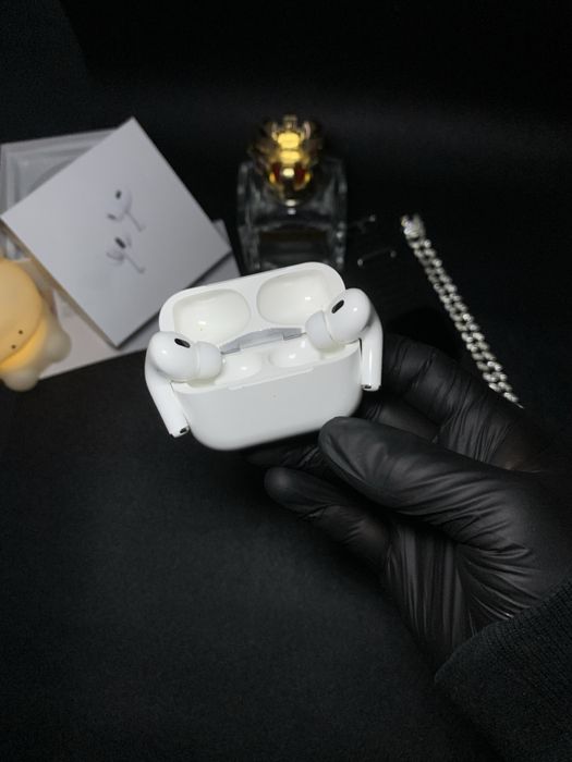 AirPods Pro 2 – Cutie + cablu