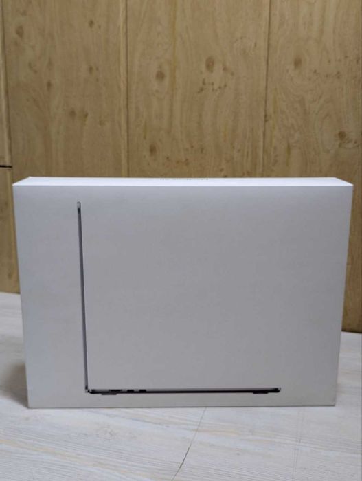 Продаётся MacBook Air M3 — запечатан, не активирован