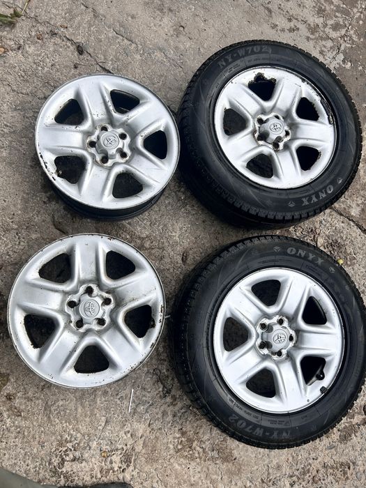 Диски на тайота рав 4  R17