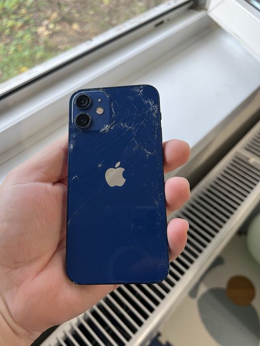 Iphone 12 mini functional la pret de piese 128 gb