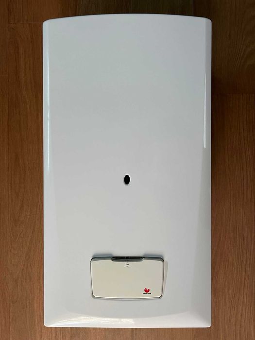Vand centrala termica pe gaz Saunier Duval functionala si completa