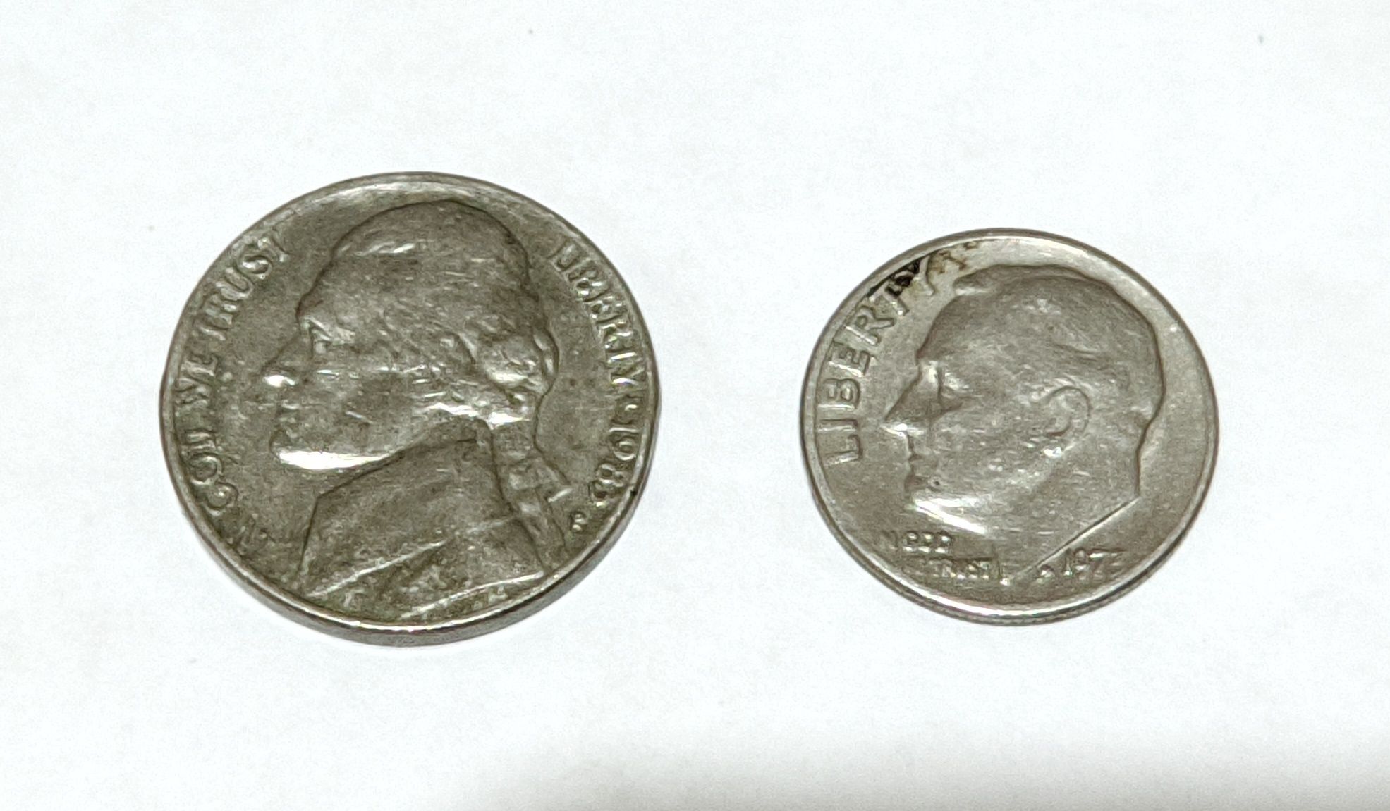 Five cent, One dime, монеты США.
