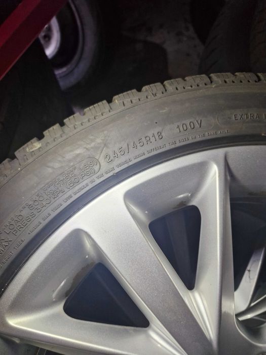 18 цола Оригинални джанти сеат купра зимни гуми 245 45 R18 Seat cupra