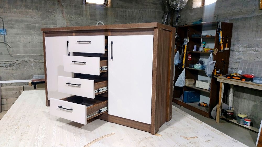 Камод хай тек kamod