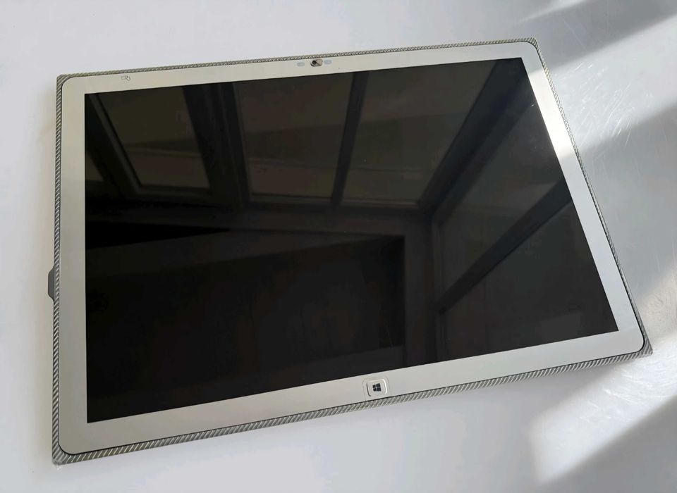 Tabletă Panasonic Toughpad FZ-Y1 4K