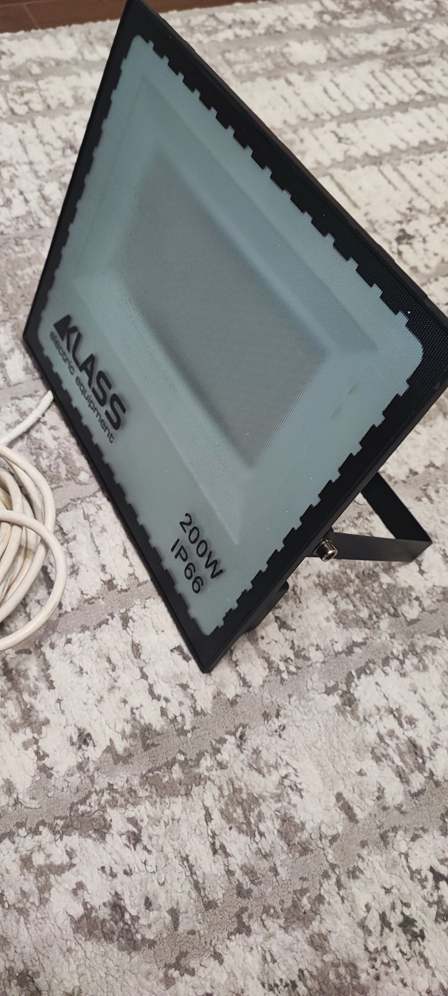 Lampa led proiector 200w ip 66 .