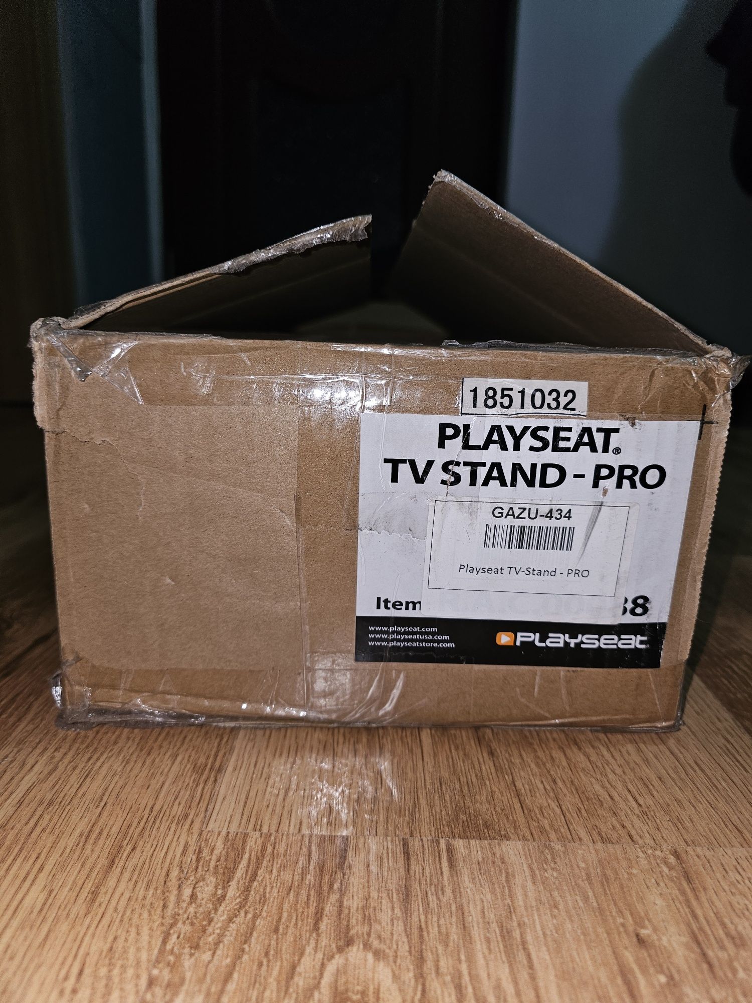 Vand playseat tv stand pro