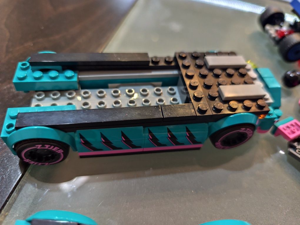 Lego - смесено с различни части