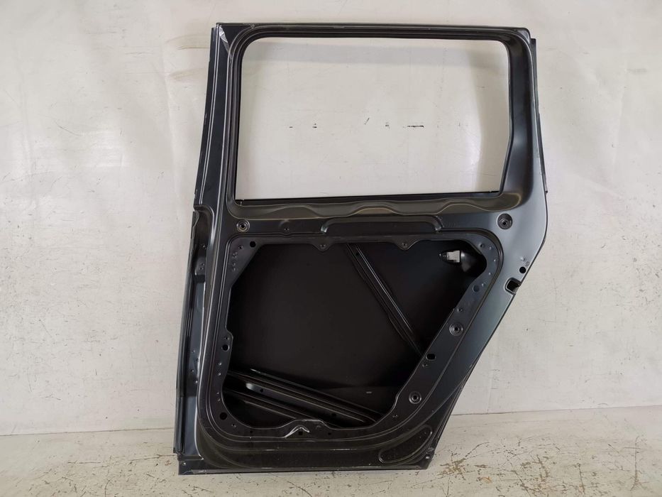 Дясна задна врата Фолксваген / Volkswagen VW Passat B7 [ - ] Комби Ори