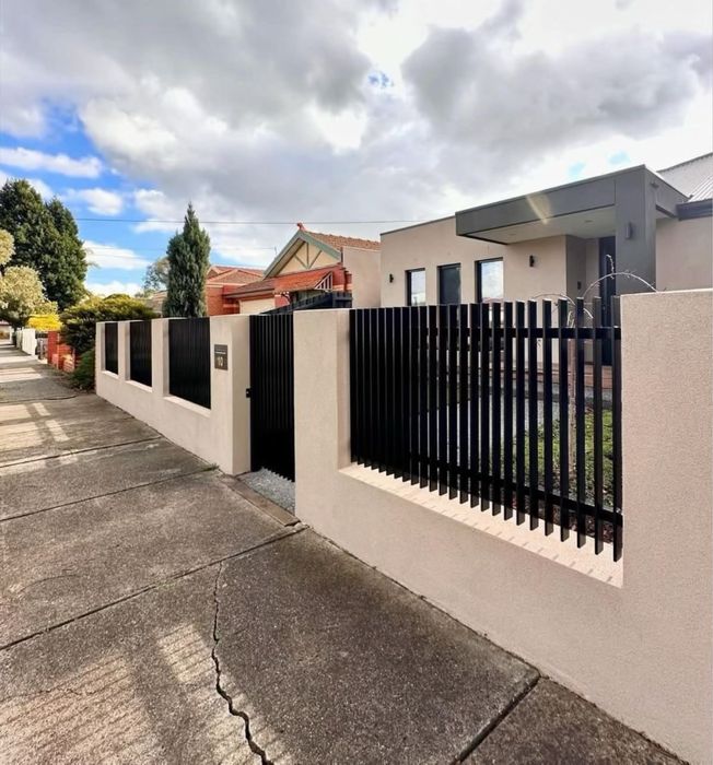 Construim garduri  in toata tara