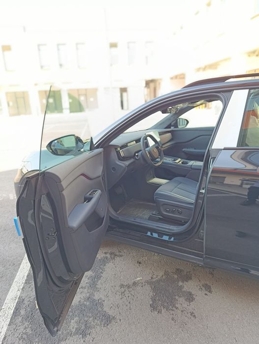 Voyah courage electro 4x4