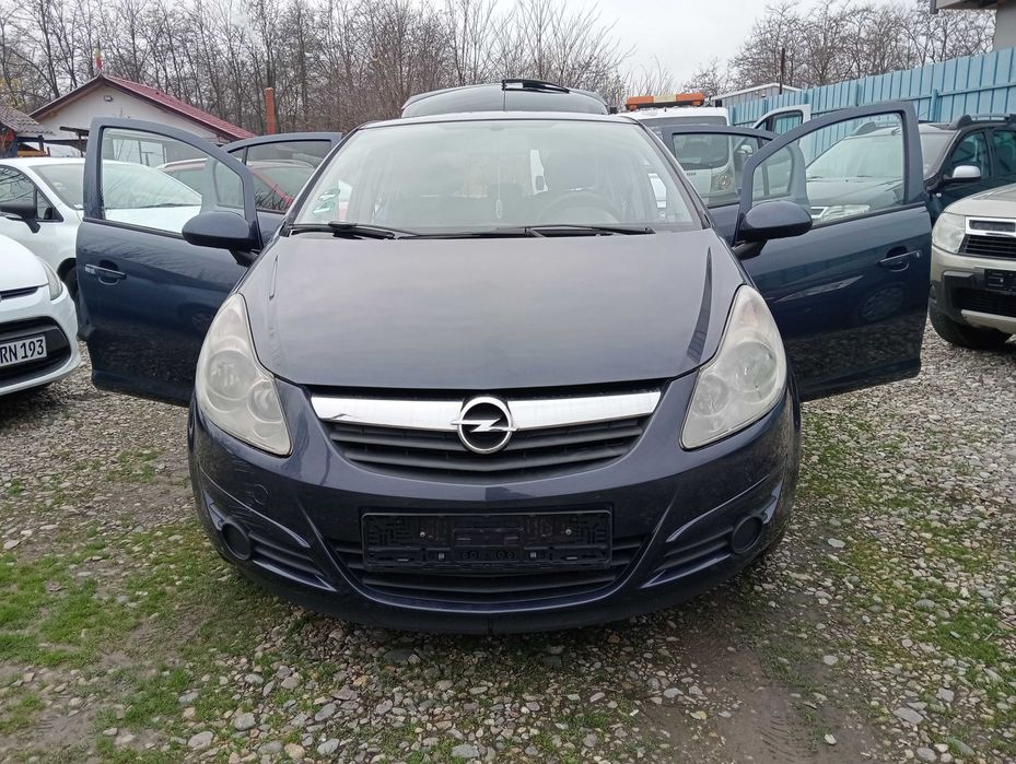 Opel Corsa  D 1.4 Benzina CASH sau RATE
