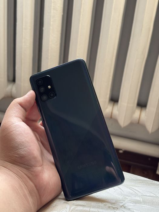 Samsung Galaxy  A71