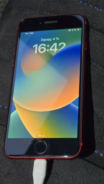 Продам айфон 8. 64 гб Торг.