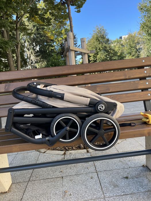 Carucior sport Cybex Beezy