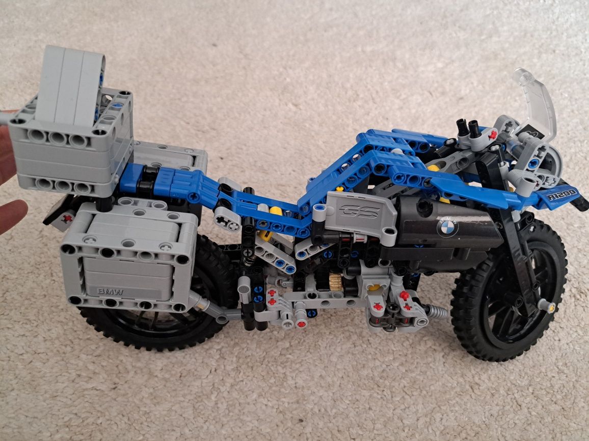 Lego tehnic 42063