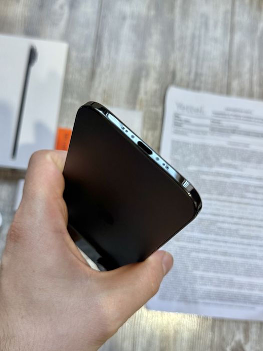 Iphone Air 512 GB Black 100 % Battery Health Като Нов Гаранционен 3 г.