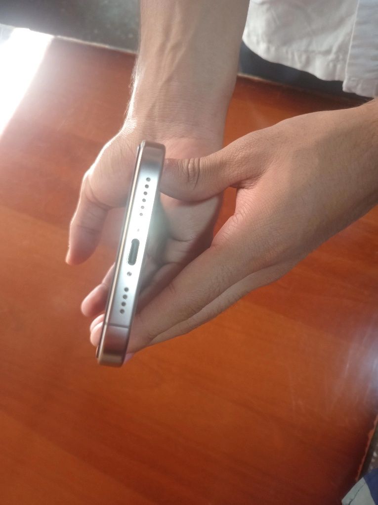 iPhone 16 Pro max