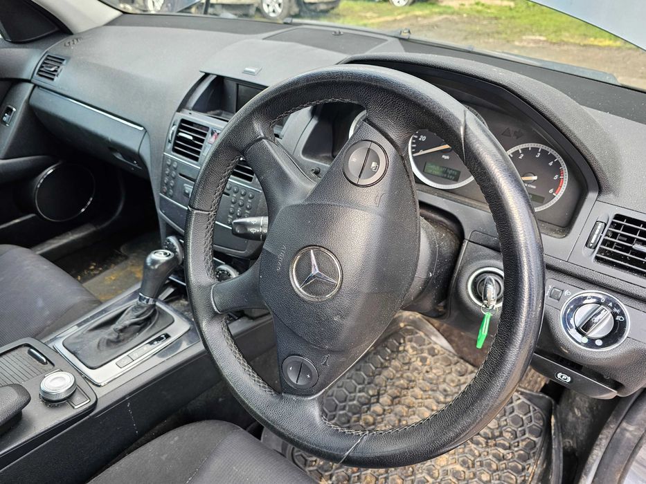 На части Mercedes C 220, C 220 W 204, В 204 C 200 Ц 200
