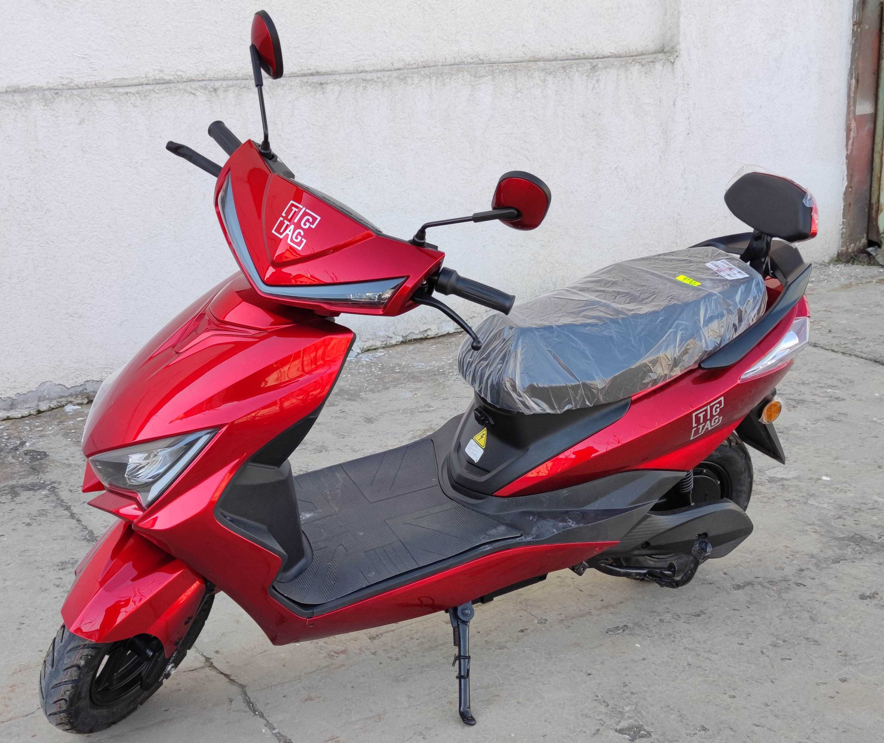 Скутер електрически модел  ZG-S 2000 вата 60V безчетков мотор