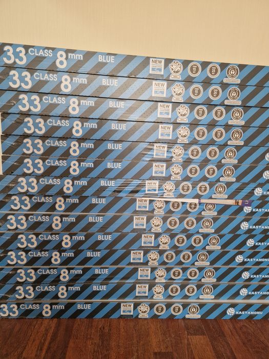 Ламинат в упаковке 51 пачек