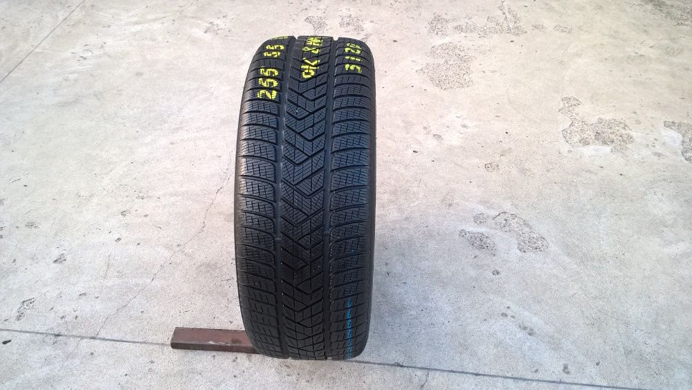 O anvelopa noua de iarna 255 55 19 pirelli scorpion winter 8 mm 3120