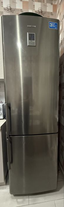 Продам холодильник Самсунг