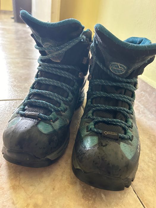 Туристически обувки La sportiva