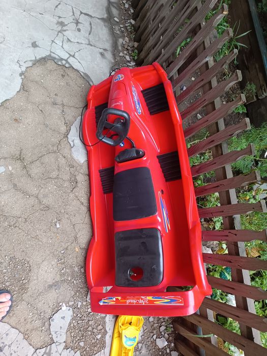 Продам санки детские