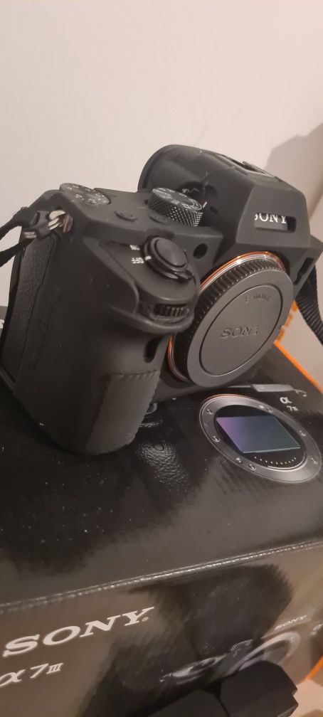Set Foto complet Sony A7III cu obiective si blit