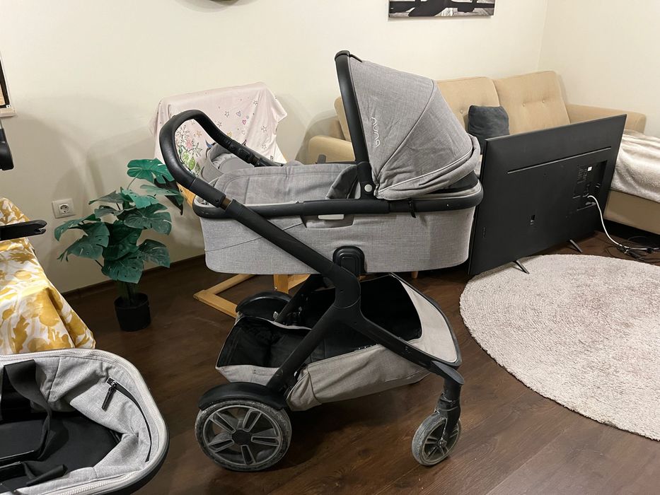 бебешка количка Nuna