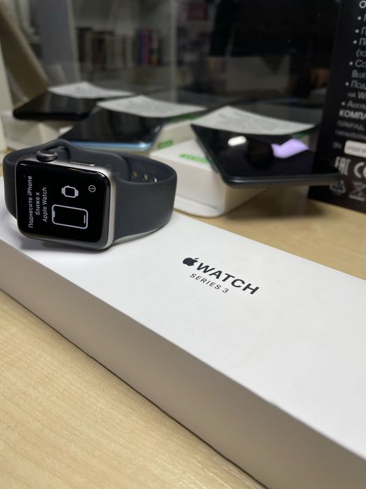 Часы Apple Watch 3